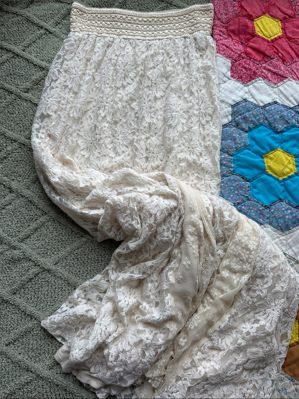 Kimchi Blue Ivory Lace Maxi Skirt